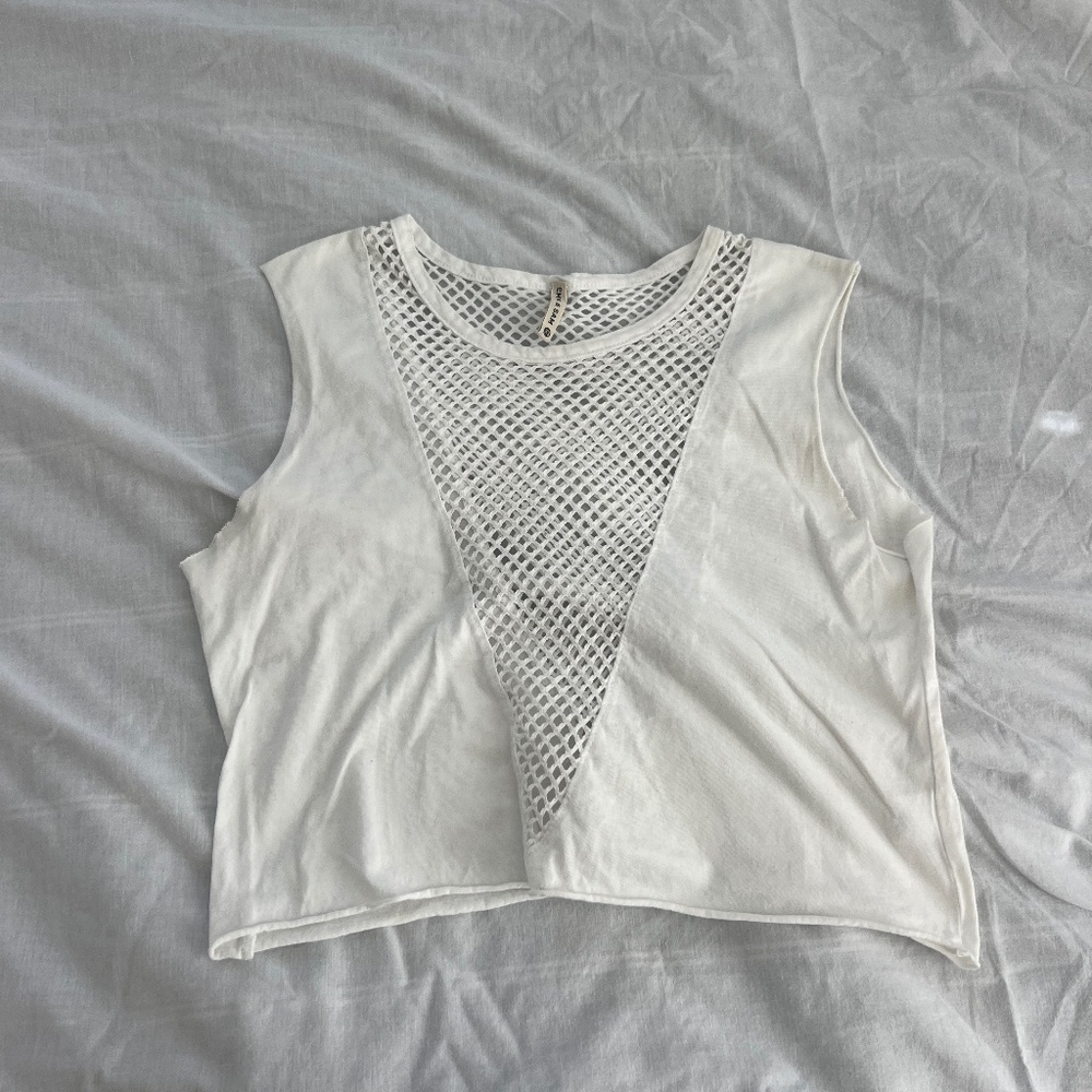 LF Emma & sam open knit crop top